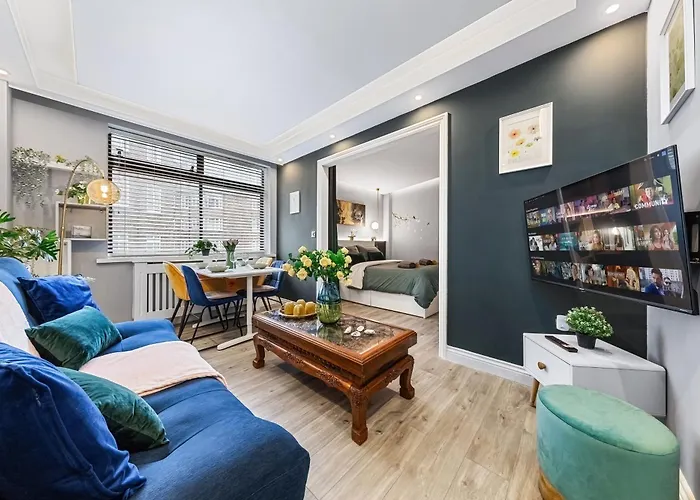 Stylish, Fully Equipped Central Apartment Beside Hyde Park