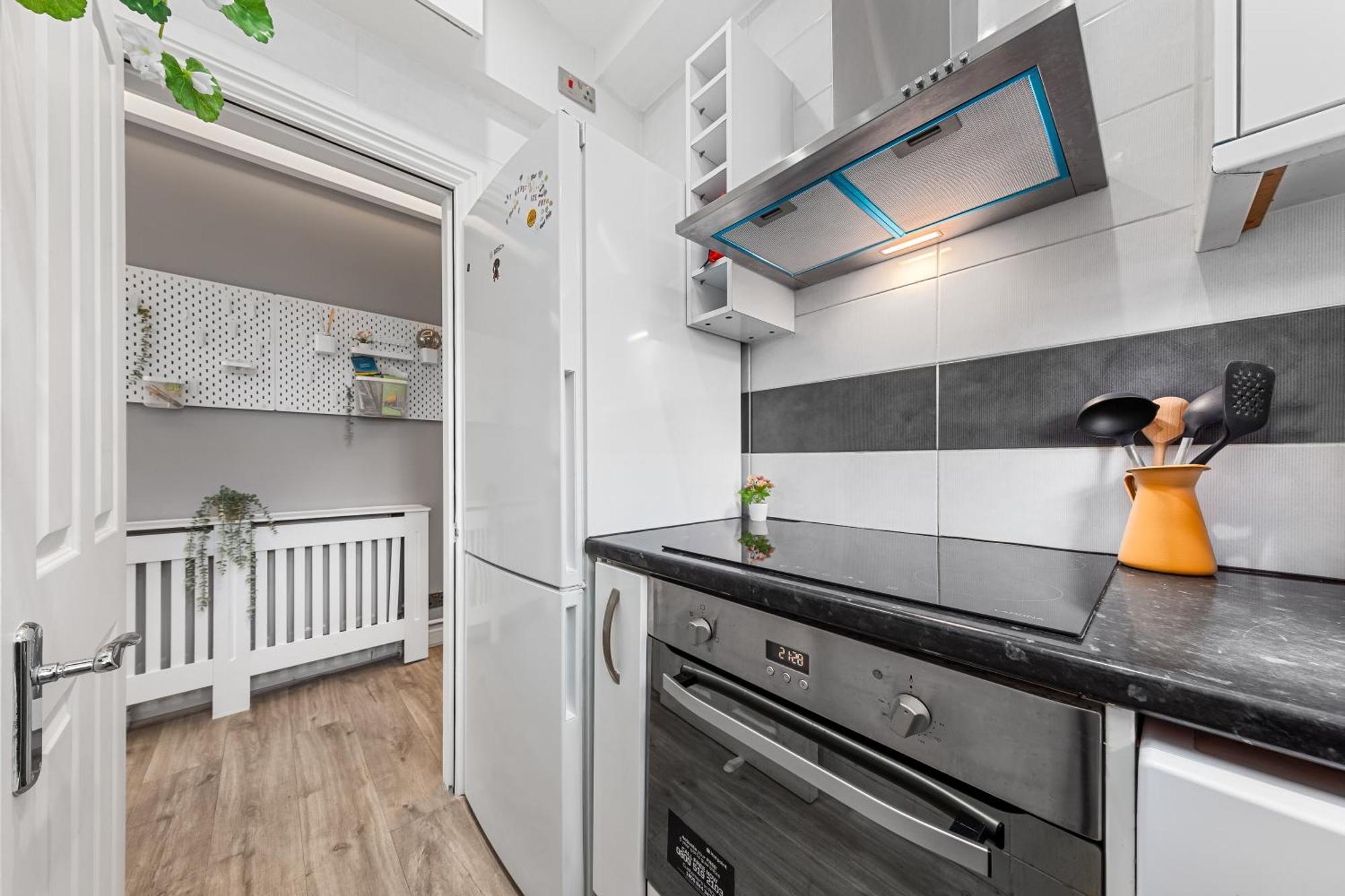 Апартаменты Stylish, Fully Equipped Beside Hyde Park *