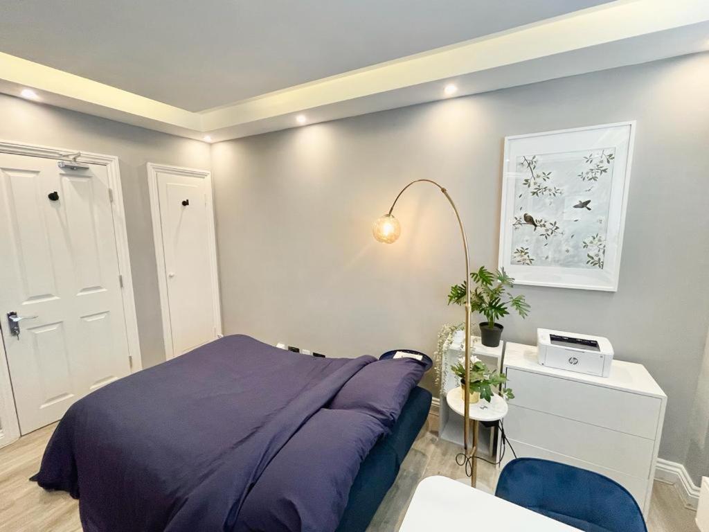 Stylish, Fully Equipped Beside Hyde Park Апартаменты