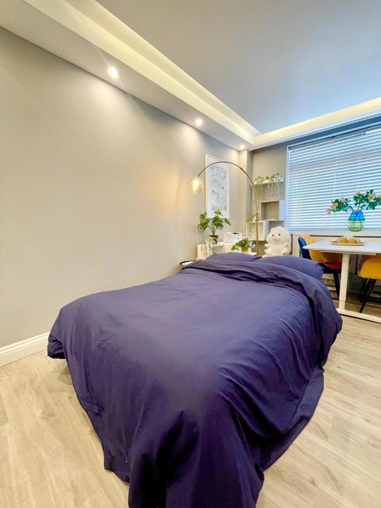 Stylish, Fully Equipped Beside Hyde Park Апартаменты Лондон