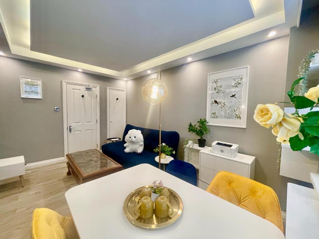Stylish, Fully Equipped Beside Hyde Park Апартаменты